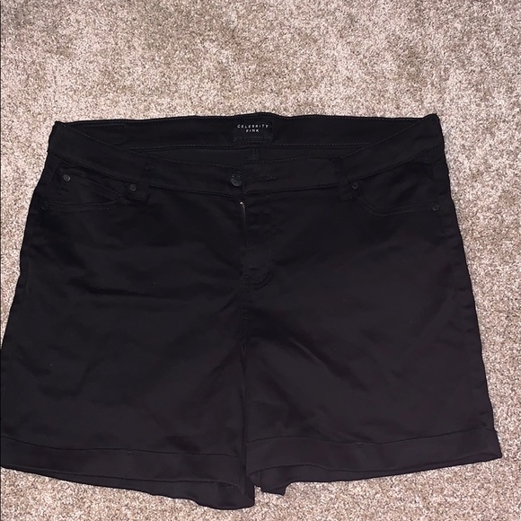 Celebrity Pink Pants - Black stretch jean short Celebrity Pink Pants - Black stretch jean short